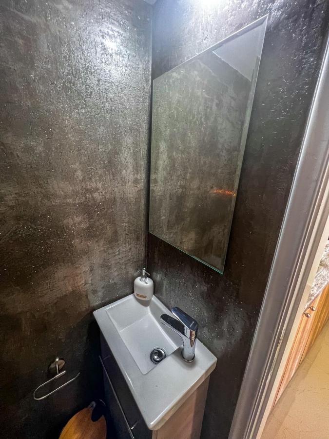 Theo Apartments 1 Artemida  Ngoại thất bức ảnh